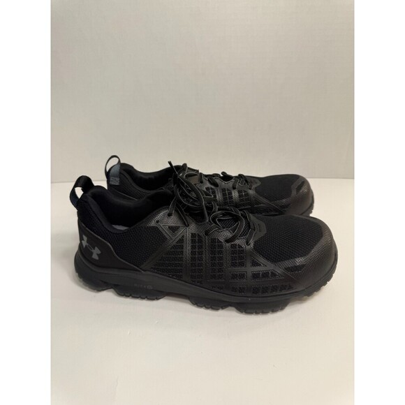 .9089 Under Armour MG Stridefast Black/Grey-US 10 Mens - Picture 1 of 5